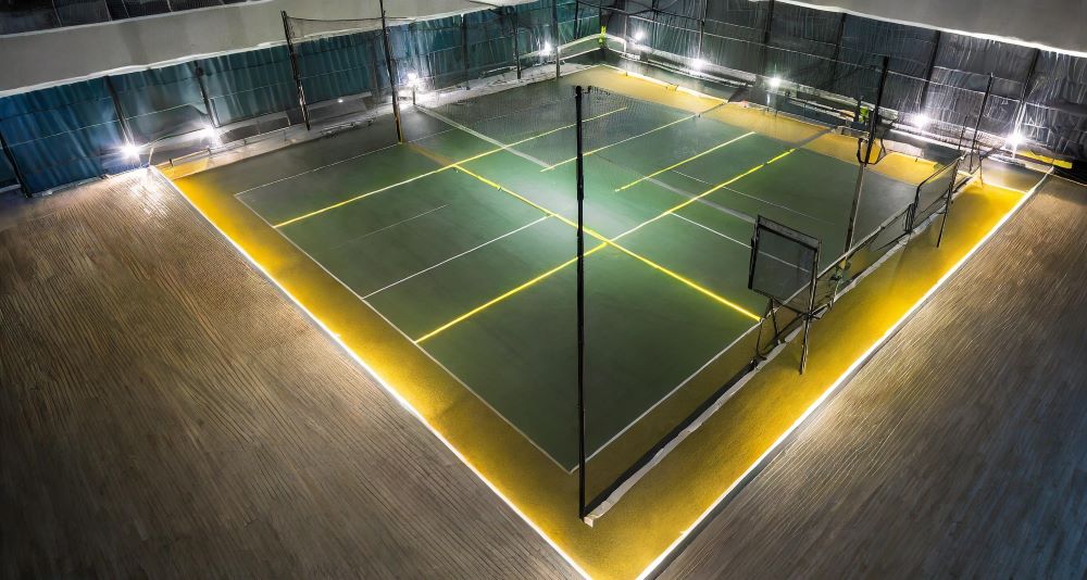 Lighting the squash court Choosing the optimal solution for enhanced gameplay